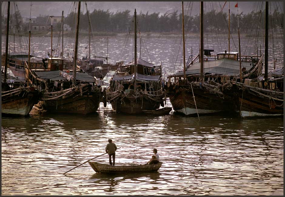 1973-17-085-Web-Junks.jpg
