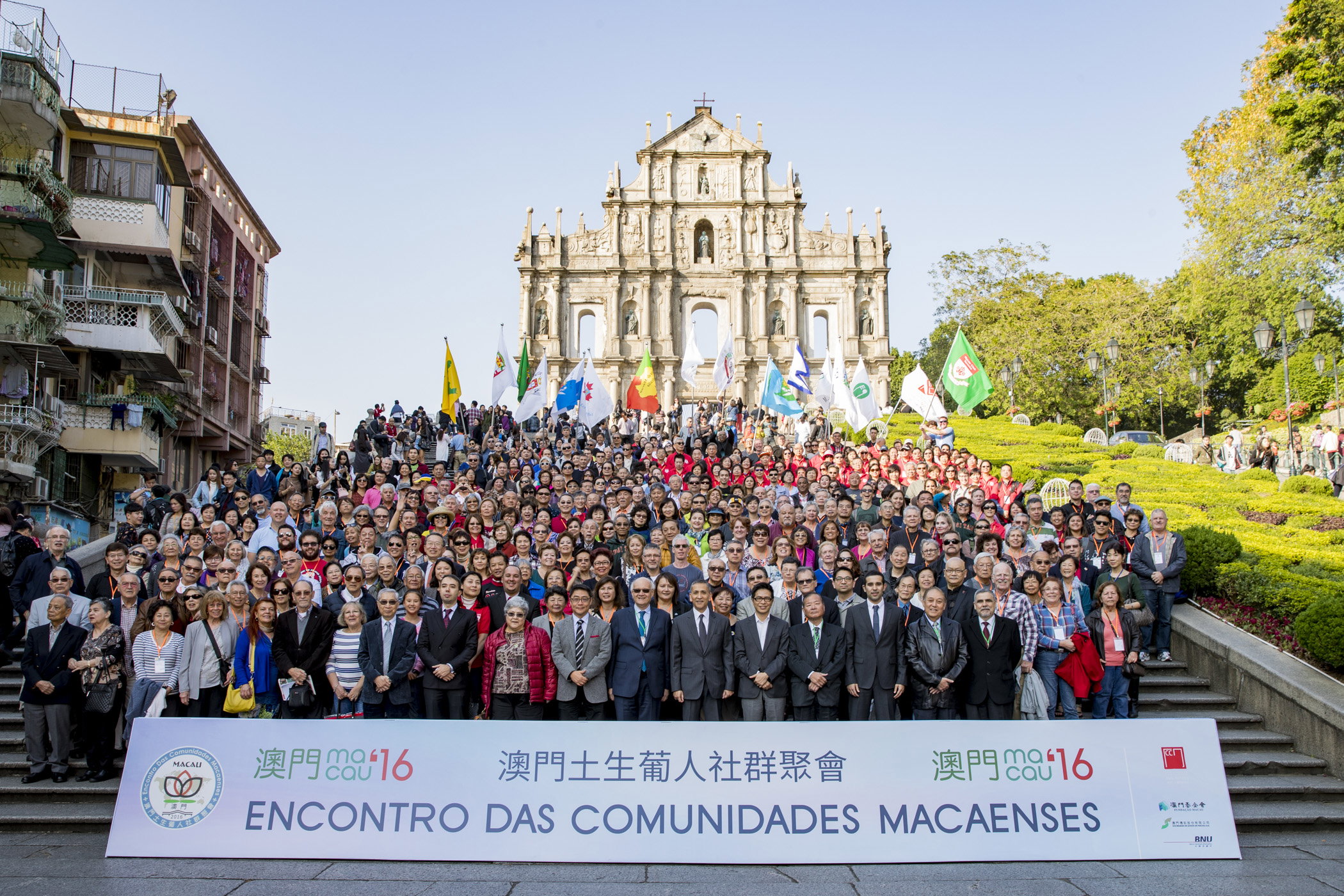 H-foto-familia-encontro-2016.jpg
